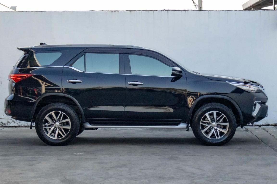 Toyota Fortuner 2.4 V 2019 *LK0578*